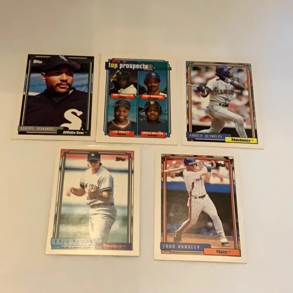 Bundle of Baseball Cards Lot 86